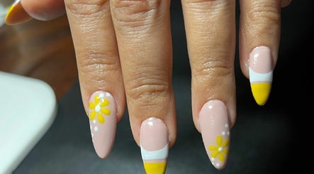 ZalesNails image 3