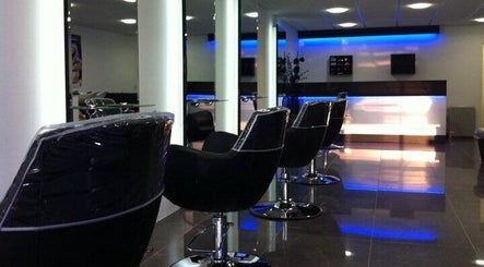Halo Hair Beauty And Tanning image 3