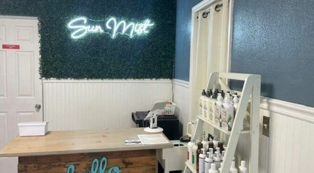 Imagen 3 de Sun Mist Custom Spray Tanning