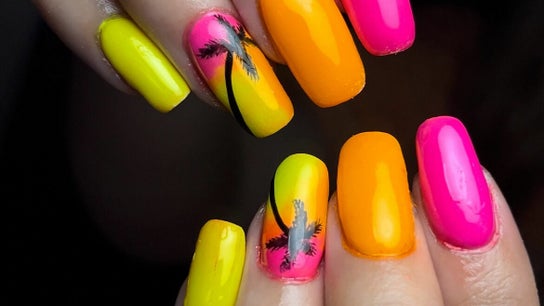 Viryi Nails