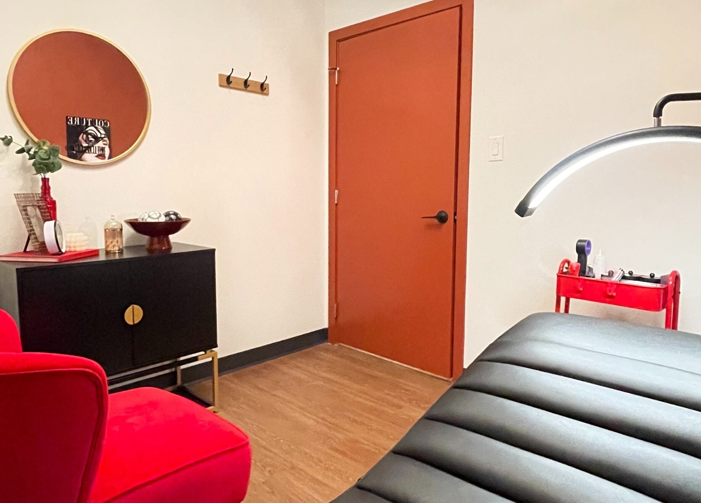 Elegant treatment room at Lash Culture in Calgary, Alberta, CA featuring modern decor and comfortable seating.