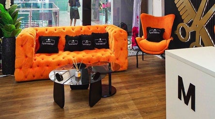 Mara Nail Bar & Barbing Salon image 3