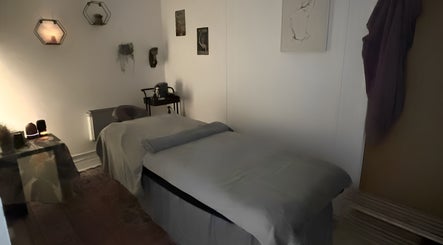 Unique Massage Therapy, bild 2