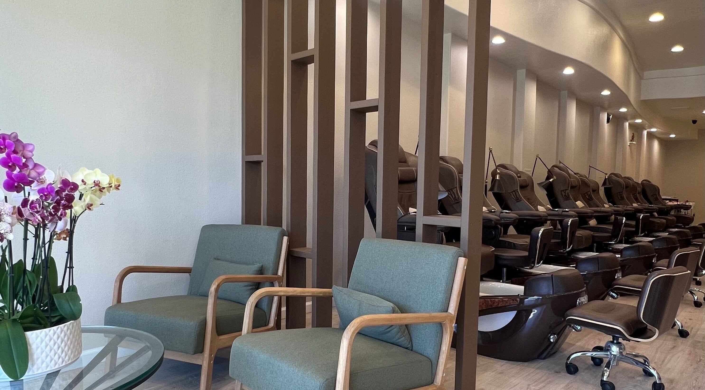 Relaxing seating area and pedicure stations at Nirvana Nails Studio, Studio City, California, US.