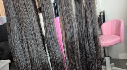 High Manetenence Hair & Beauty image 2