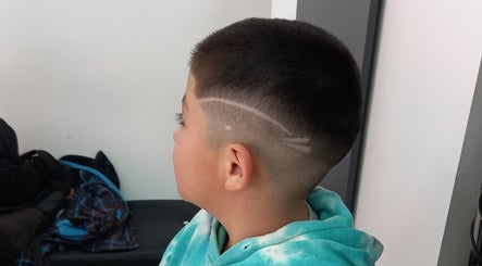 Barber 5hadow image 2
