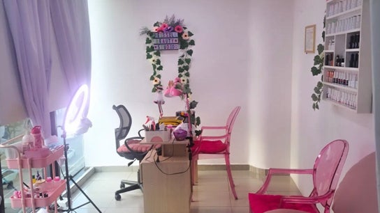 Heissell Beauty Studio