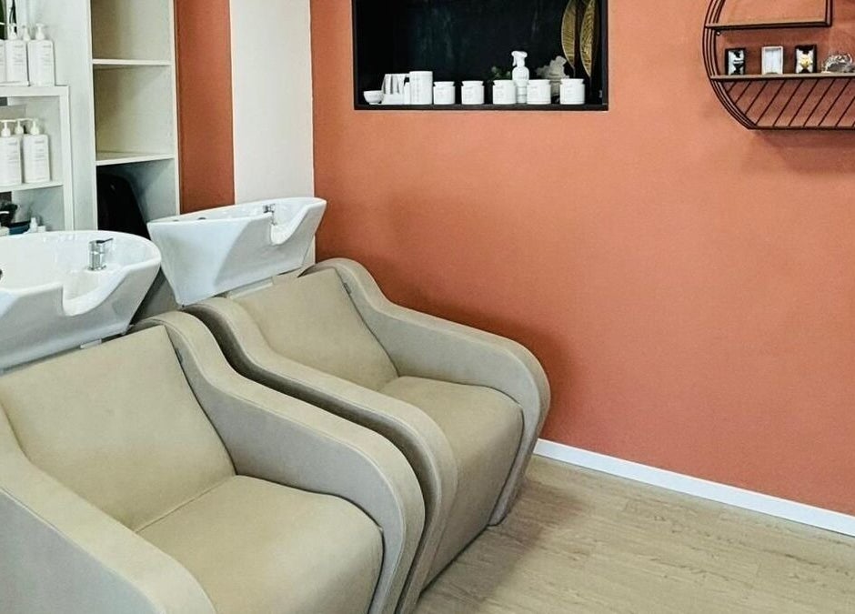 Stations de lavage modernes chez Newstyl à Loireauxence, Pays De La Loire, FR, ambiance élégante et accueillante.