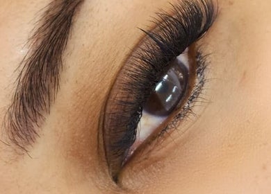 Close-up of expertly styled lashes at Fabulaze Beauty Studio, Cape Town, Western Cape, ZA.