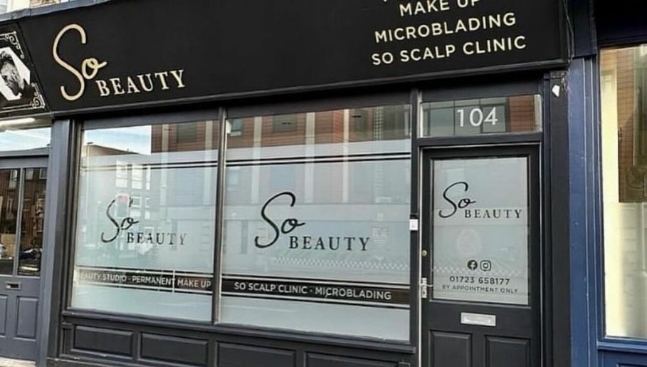 Image de Gracie Goodall at SoBeauty 1