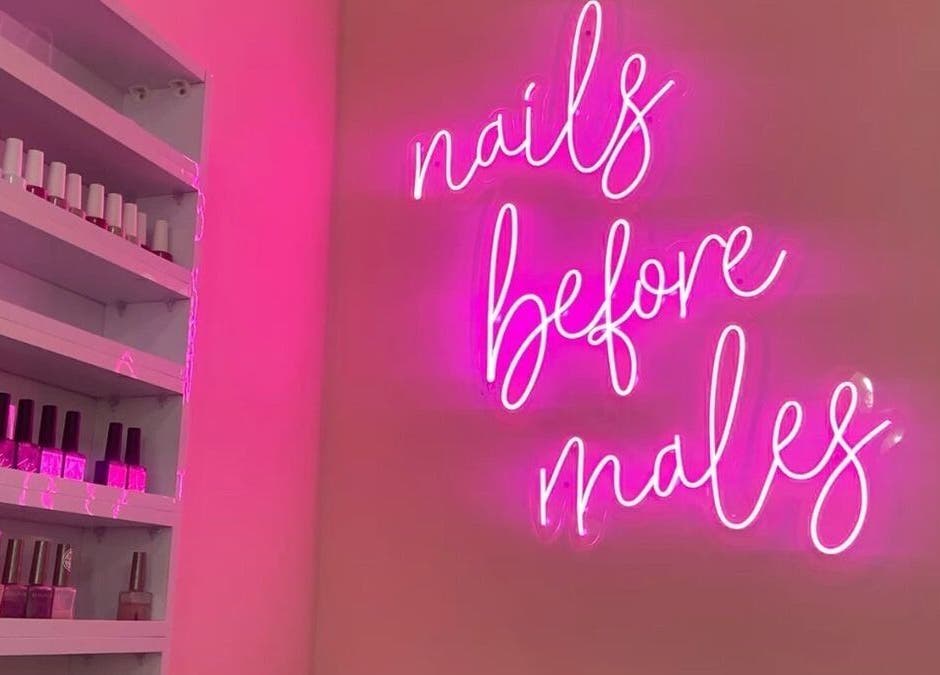Nisreenailss neon sign with nail polish display, Jabal Lubnan, LB.