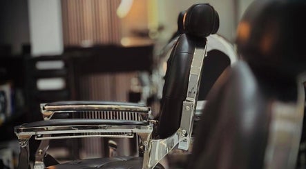 Luxurious barber chair at Royal Shave Barber in Dubai, AE, offering premium grooming services.