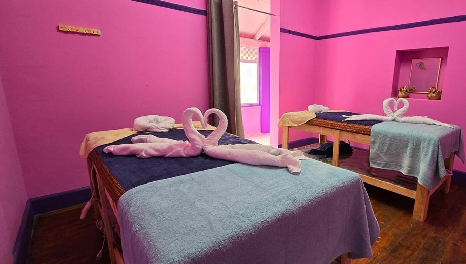 Sombut Thai Massage image 1