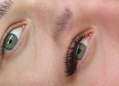 Close-up of expertly applied eyelash extensions at Salon@735, Pretoria, Gauteng, ZA.
