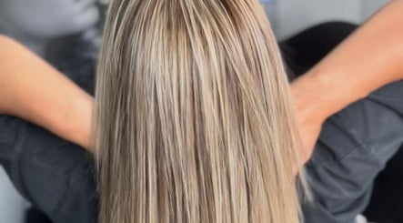 Gambar Cátia Marques Cabeleireiros 2