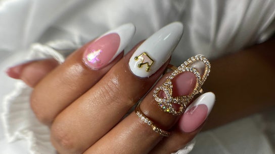 Fashion Nails Med