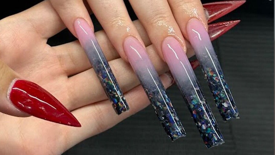 Immagine 1, Yiked Nails