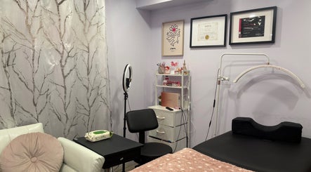 Tranquil beauty room at Rice Beauty Lounge, Toronto, Ontario, CA, featuring a serene setup and decor.
