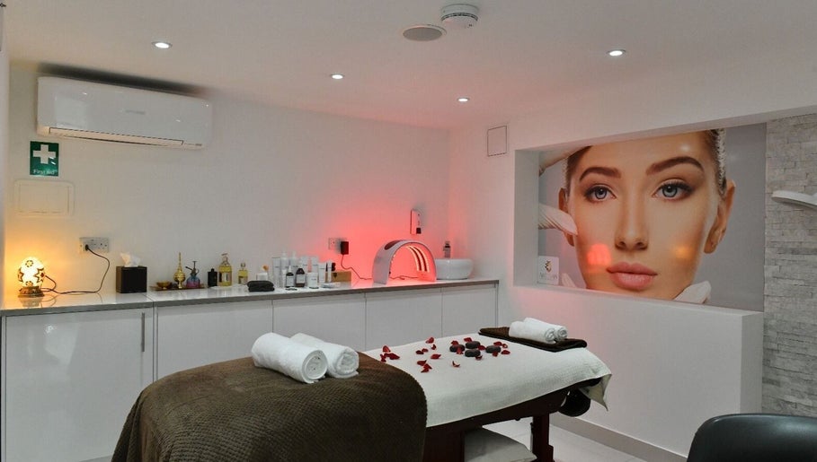 Arenas Spa & Beauty image 1