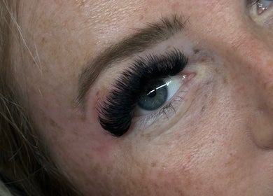 Close-up of detailed lash extensions at AC Lashes, Chandler's Ford, England, GB.