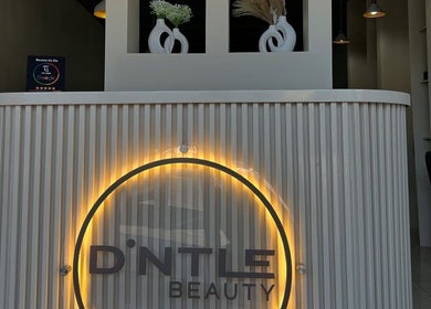 Reception area of D'ntle Beauty Randburg with elegant decor in Randburg, Gauteng, ZA.