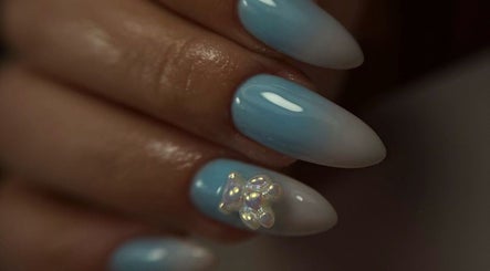 Nailphoria
