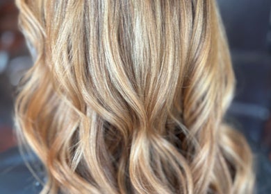 Luxurious wavy hairstyle by Hair By Jessie G in Hedgesville, West Virginia, US.