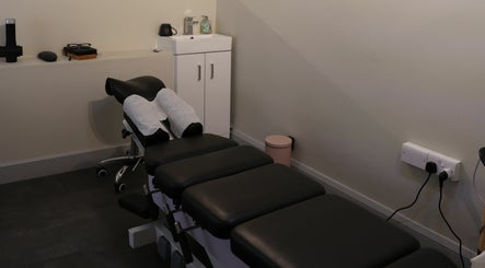 Imagen 2 de Joint & Spine Chiropractic London