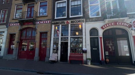 QutB Amsterdam / Barbershop & Salon