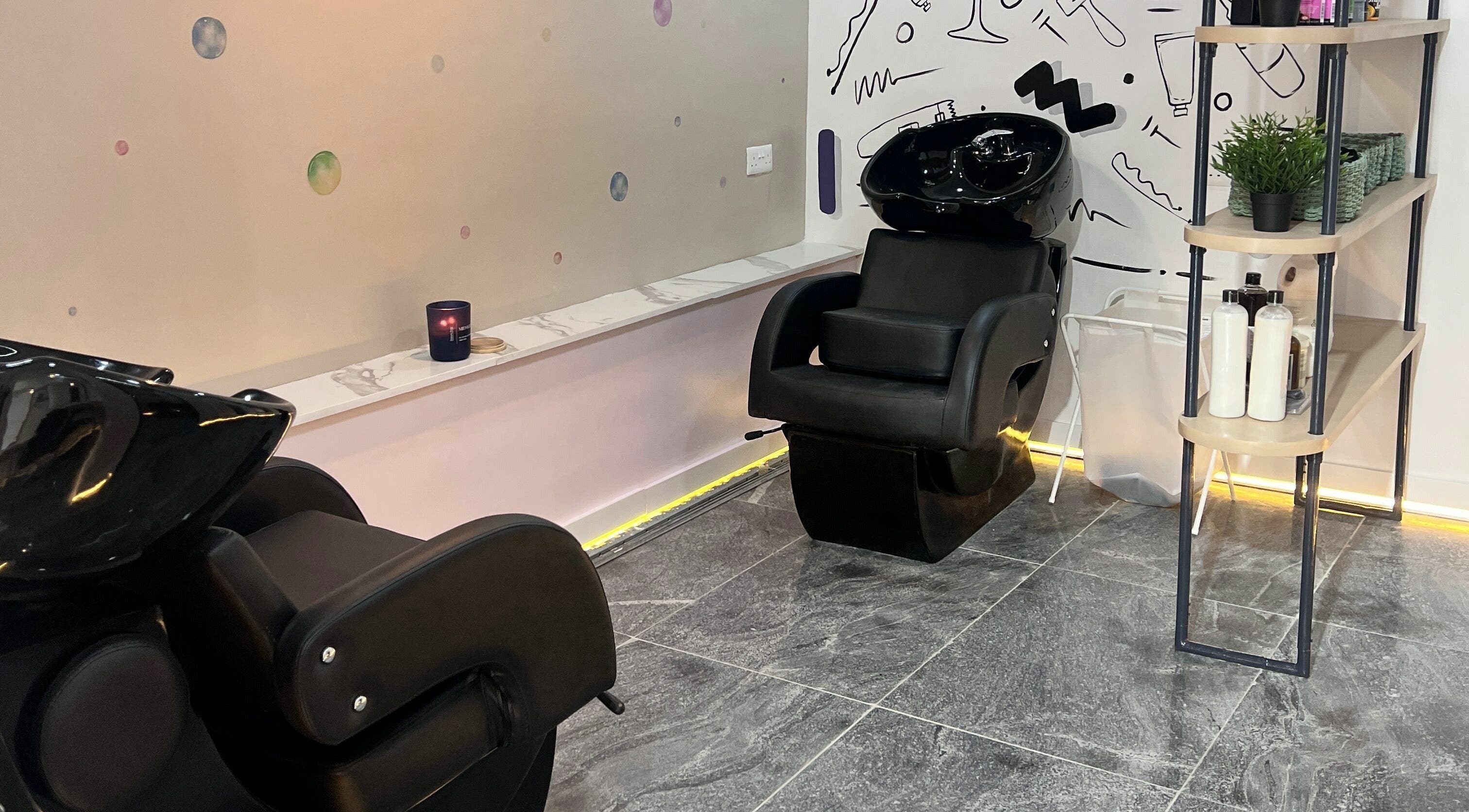 Modern wash station at Fluff n Puff, Lekki, Lagos, NG showcasing comfort and style.