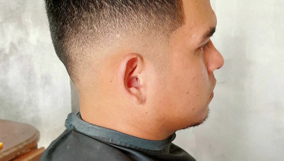 KADULO BARBERSHOP image 1