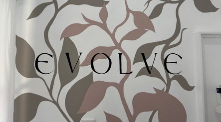 Evolve Beauty Co image 3