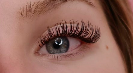 Graced lashes image 2