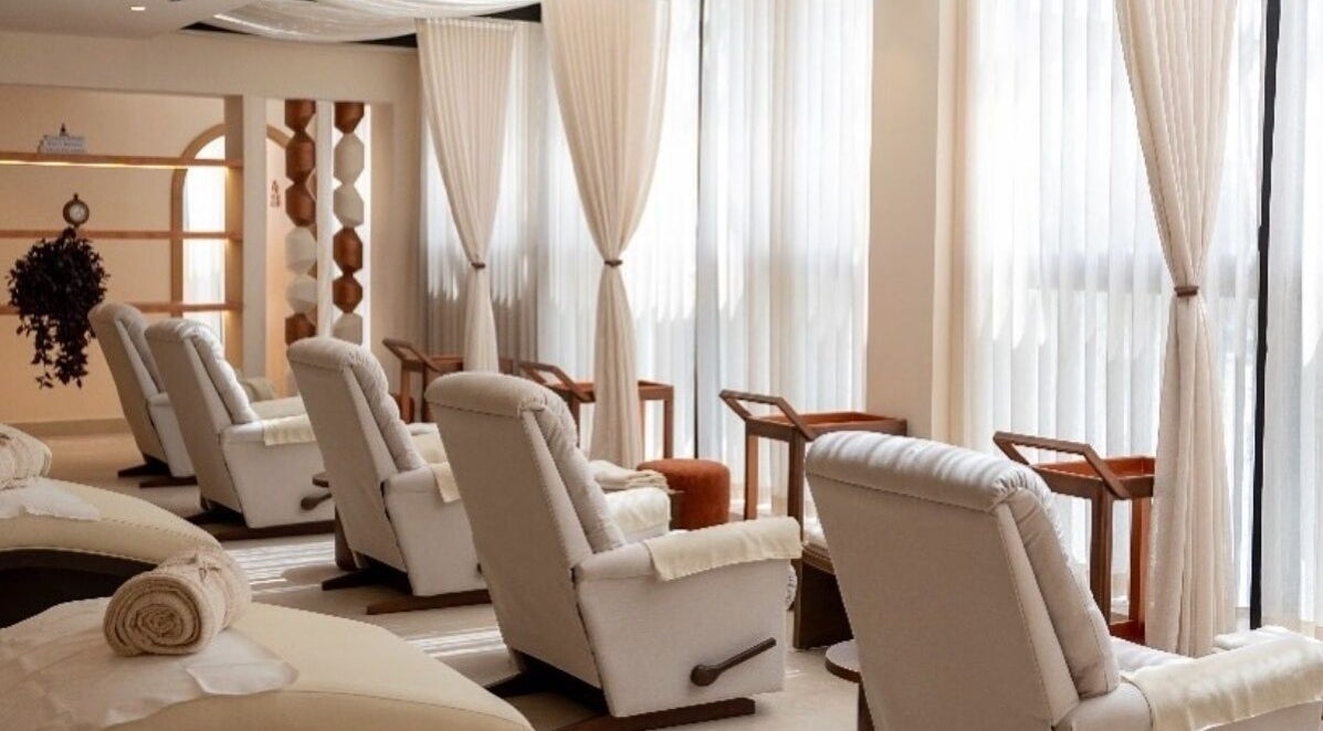 Relaxation chairs at Zen Spa I زن سبا - Rafa in Riyadh, Riyadh Province, SA with natural light and soft curtains.