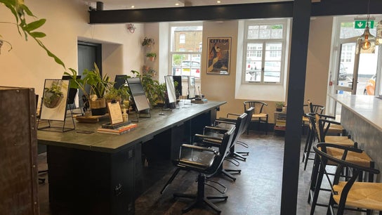 Craft Hairdressing