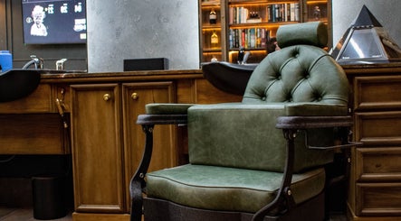 il-Mustaċċun Barber afbeelding 2