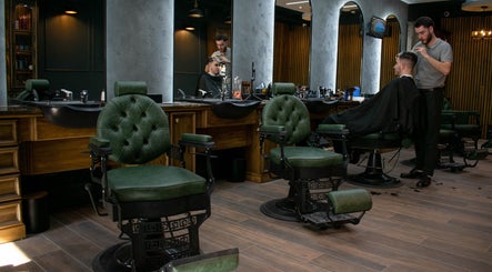 il-Mustaċċun Barber
