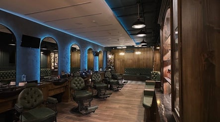il-Mustaċċun Barber