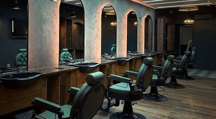 il-Mustaċċun Barber изображение 2