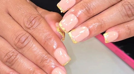 Upscale Nail