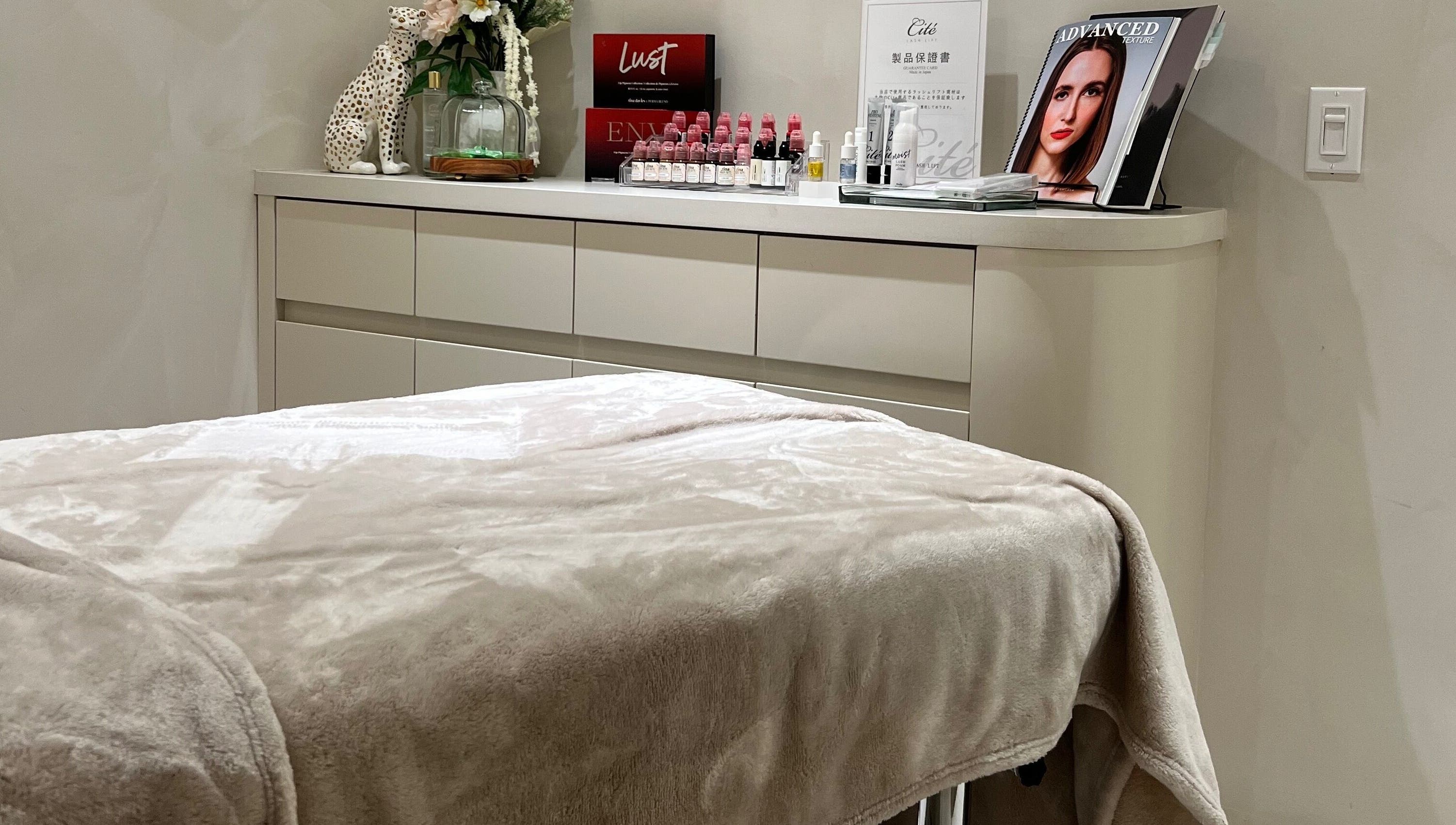 Luna Beauty Studio - The Clinica treatment room with plush bed in Richmond Hill, Ontario, CA.
