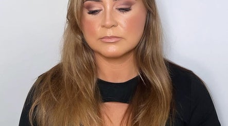 Hayley Lauren Makeup & Beauty image 3