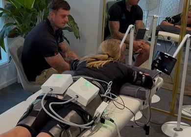 Client receives advanced treatment at Recover and Refresh in Grafton, New South Wales, AU.