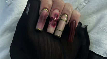 Blush Nail Design image 3