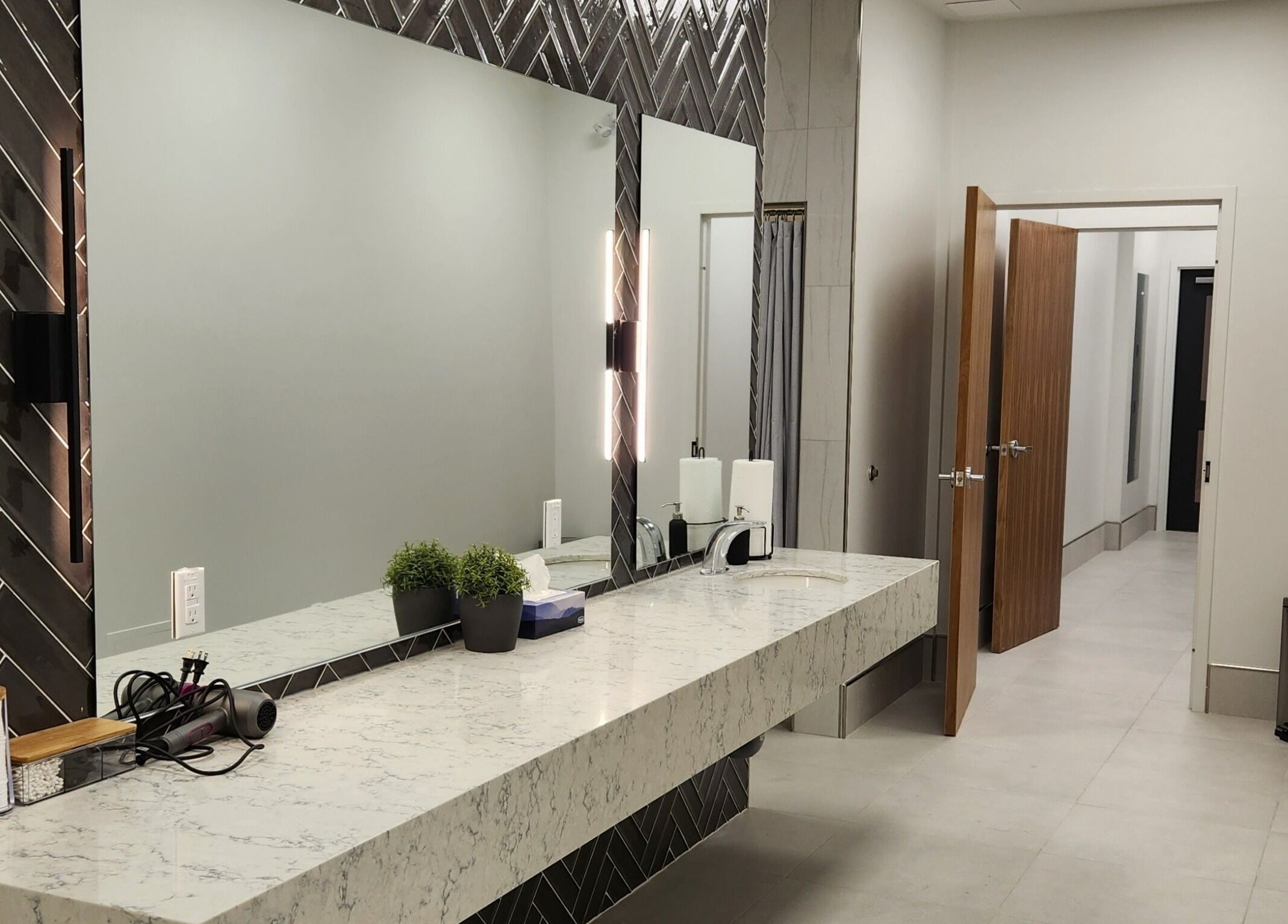 Elegant spa vanity at Wave Nordic Spa in Mount Elgin, Ontario, CA showcasing modern design and amenities.