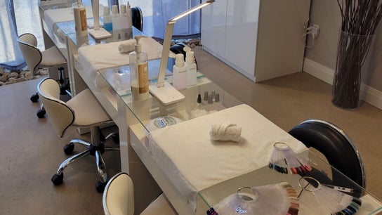 Wave Wellness Retreat and Spa