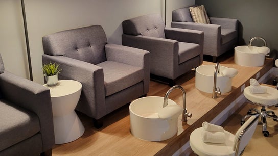 Wave Wellness Retreat and Spa 1