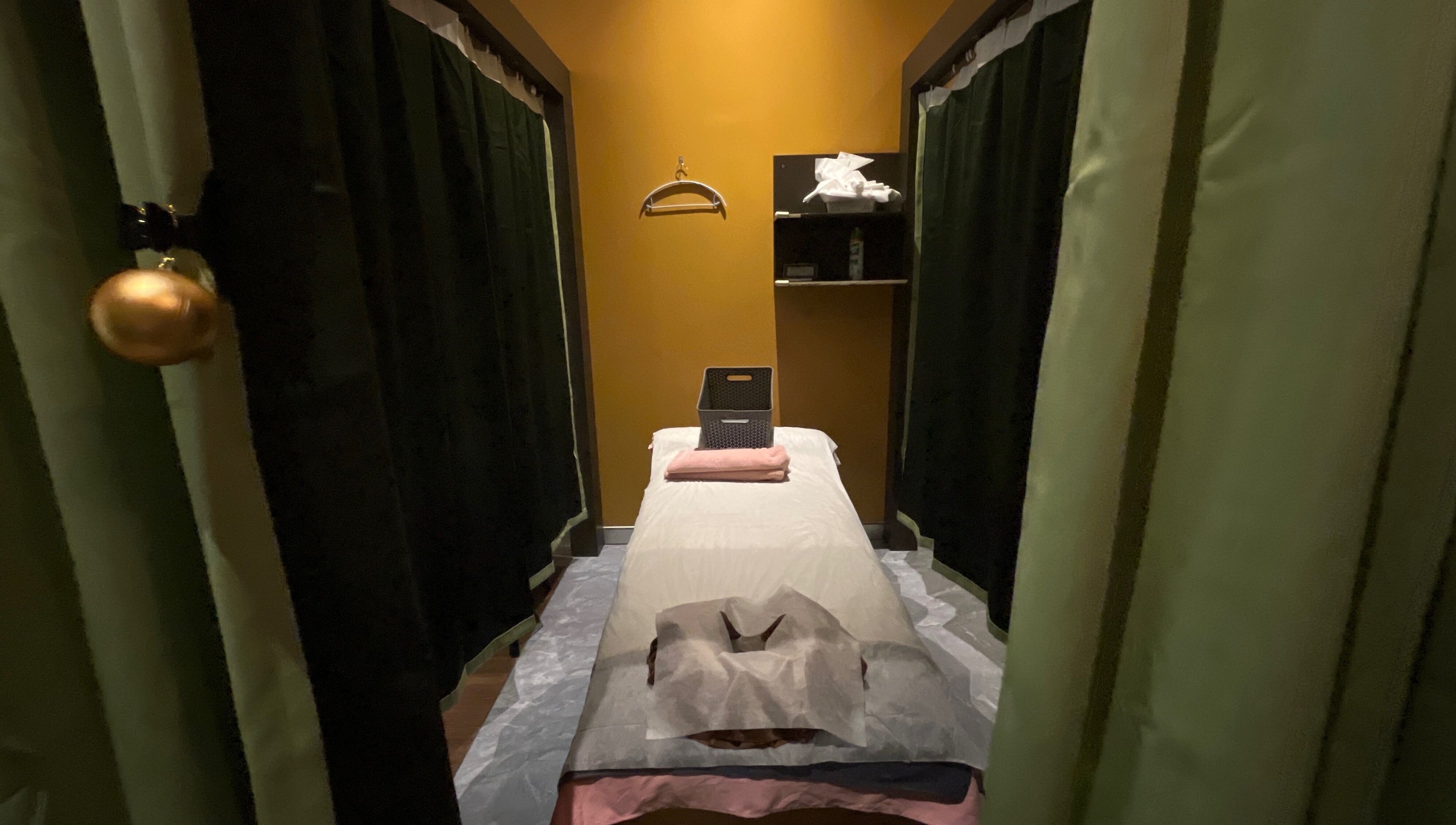 Calm massage room at GT Massage, Joondalup, Western Australia, AU, featuring a relaxing setup.