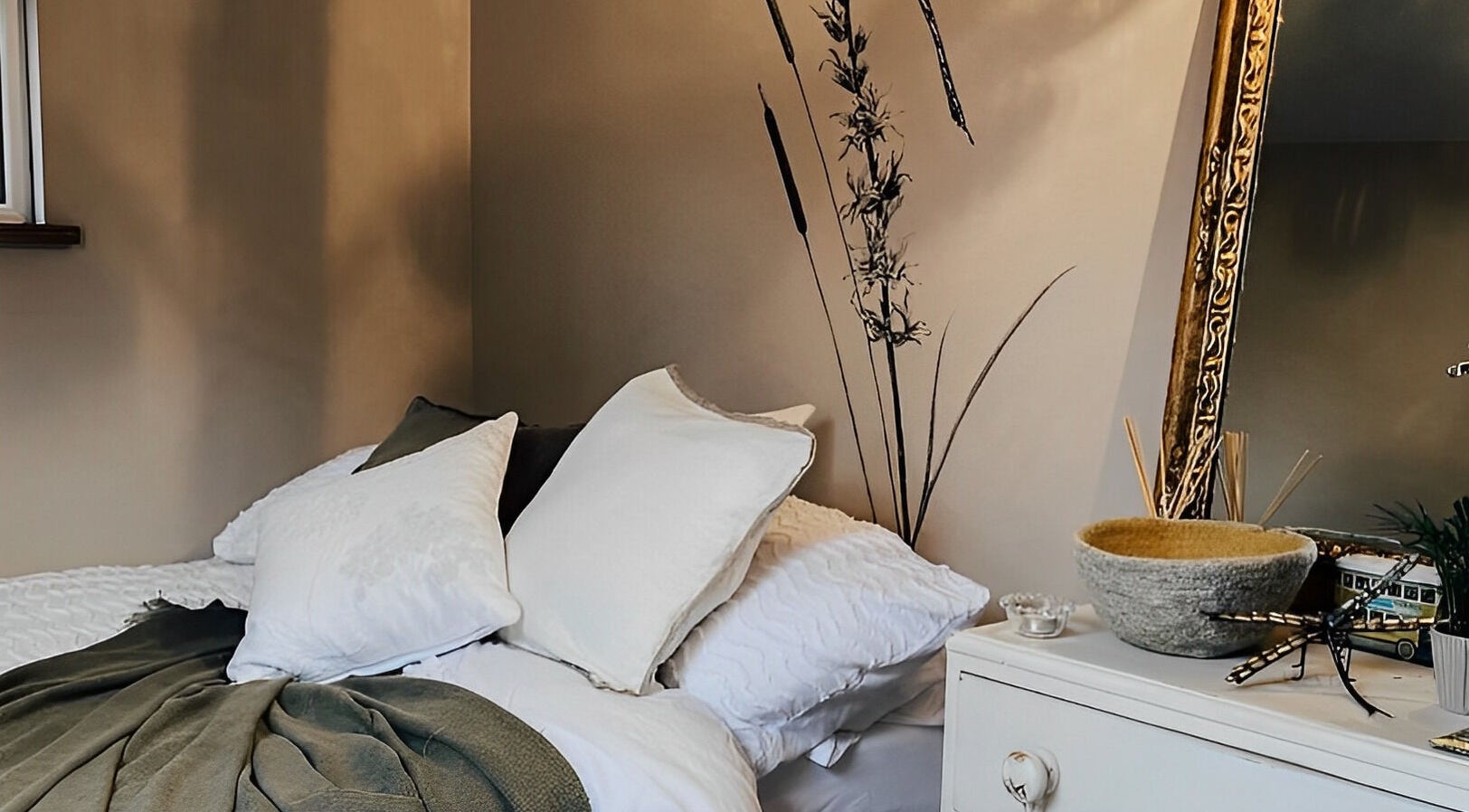 Relaxing bedroom at Manor Farm Spa - Wellness Lounge, Thorpe Audlin, England, GB with cozy bedding and decor.