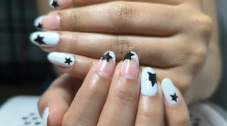 Liz Escudero Nails صورة 3